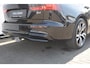 Volvo V60 B4 211PK Automaat Plus Dark / Trekhaak / Panoramadak / Keyless entry / Elektrische achterklep / Stoel - en stuurwielverwarming / BLIS / Adaptieve cruise control / Parkeersensoren met camera