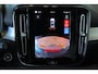 Volvo XC40 B4 Plus Dark | Elektrisch Verstelbare Voorstoelen | Stoel + Stuurverwarming | Pilot Assist | Google Infotainment | Dodehoekwaarschuwing | Semi-Elektrische Trekhaak |