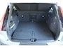 Volvo XC40 B4 Plus Dark | Elektrisch Verstelbare Voorstoelen | Stoel + Stuurverwarming | Pilot Assist | Google Infotainment | Dodehoekwaarschuwing | Semi-Elektrische Trekhaak |