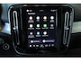 Volvo XC40 B4 Plus Dark | Elektrisch Verstelbare Voorstoelen | Stoel + Stuurverwarming | Pilot Assist | Google Infotainment | Dodehoekwaarschuwing | Semi-Elektrische Trekhaak |