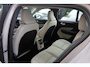 Volvo XC40 T5 Recharge Ultimate Dark | Stoelverwarming | 360° Camera | Pilot Assist | BLIS | H/K | Leder | Keyless