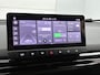MG MG4 Electric Luxury 64 kWh | NL auto | Trekhaak | 360 camera | dodehoek detectie | Elektrische bestuurdersstoel | Navigatie | Apple CarPlay/Android Auto | Cruise Control | Keyless Entry/Start |