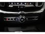 Volvo XC60 B4 Ultimate Bright | STOELVERWARMING | DAB | DRAADLOZE LADER | CAMERA | TREKHAAK | 19"