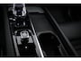 Volvo XC60 B4 Ultimate Bright | STOELVERWARMING | DAB | DRAADLOZE LADER | CAMERA | TREKHAAK | 19"