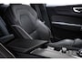 Volvo XC60 B4 Ultimate Bright | STOELVERWARMING | DAB | DRAADLOZE LADER | CAMERA | TREKHAAK | 19"