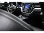 Volvo XC60 B4 Ultimate Bright | STOELVERWARMING | DAB | DRAADLOZE LADER | CAMERA | TREKHAAK | 19"
