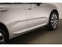 Volvo XC60 B4 Ultimate Bright | STOELVERWARMING | DAB | DRAADLOZE LADER | CAMERA | TREKHAAK | 19"