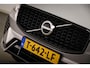 Volvo XC60 B4 Ultimate Bright | STOELVERWARMING | DAB | DRAADLOZE LADER | CAMERA | TREKHAAK | 19"