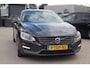 Volvo V60 2.0 D4 Momentum | Cruise control | Navigatie | Climate control | Trekhaak