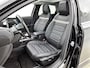 Citroën E-C4 Shine 50 kWh 136pk | Accu 92% | Navigatie | Panoramisch schuif-kanteldak | Achteruitrijcamera | Lederen comfortstoel elektrisch+verwarmd+massage | Climate Control | Adaptieve Cruise Control | Full Led koplampen | Head-up display | Parkeersensoren v+a | Keyless | Dodehoeksensor | Apple Carplay / Android Auto | Bluetooth | DAB+ radio | Donker getint glas | 18" lichtmetalen velgen |