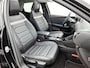 Citroën E-C4 Shine 50 kWh 136pk | Accu 92% | Navigatie | Panoramisch schuif-kanteldak | Achteruitrijcamera | Lederen comfortstoel elektrisch+verwarmd+massage | Climate Control | Adaptieve Cruise Control | Full Led koplampen | Head-up display | Parkeersensoren v+a | Keyless | Dodehoeksensor | Apple Carplay / Android Auto | Bluetooth | DAB+ radio | Donker getint glas | 18" lichtmetalen velgen |