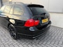 BMW 3-Serie Touring 320i | Rijdt en schakelt perfect | Trekhaak