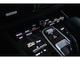 Porsche Cayenne Coupé 3.0 E-Hybrid ''OP AFSPRAAK" | Sportdesign | Sportchrono | Adapt. Cruise | Softclose | 4-Wielsturing | Trekhaak | Bose | Head-up | Pano | Memory | Keyless | 22 Inch |
