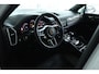 Porsche Cayenne Coupé 3.0 E-Hybrid ''OP AFSPRAAK" | Sportdesign | Sportchrono | Adapt. Cruise | Softclose | 4-Wielsturing | Trekhaak | Bose | Head-up | Pano | Memory | Keyless | 22 Inch |
