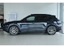 Porsche Cayenne 3.0 E-Hybrid "OP AFSPRAAK" | SportDesign | Sportchrono | Passenger display | Stoelventilatie | Schuifdak | 360 Camera | Sportuitlaat | 4-Zone Climate | MATRIX | Carplay | Navi | Memory | Bose Audio
