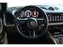 Porsche Cayenne 3.0 E-Hybrid "OP AFSPRAAK" | SportDesign | Sportchrono | Passenger display | Stoelventilatie | Schuifdak | 360 Camera | Sportuitlaat | 4-Zone Climate | MATRIX | Carplay | Navi | Memory | Bose Audio