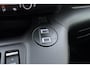Peugeot e-Partner 136 L2 50 kWh Camera l PDC l Wireless Apple Carplay & Android Auto l TomTom Navigatie Full-Map l Airco l LED l Stoelverwarming l Binnenbetimmering & Laadvloer l