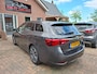 Toyota Avensis Touring Sports 1.8 VVT-i SkyView Edition