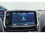Peugeot 2008 1.2 PureTech Allure Camera l Apple Carplay & Android Auto l Climate Control l Cruise Control l DAB l LED l Privacy Glass Achter l PDC l Lichtmetalen Velgen 17''