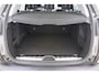 Peugeot 2008 1.2 PureTech Allure Camera l Apple Carplay & Android Auto l Climate Control l Cruise Control l DAB l LED l Privacy Glass Achter l PDC l Lichtmetalen Velgen 17''