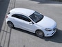 Mercedes-Benz A-klasse 180 Ambition AMG line,Automaat,Navi,Cruise control, afn trekhaak,Stoel verwarming, AMG velgen, prive glas, led verlichting, sport interieur, zo mee prijs zonder garantie.