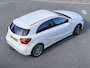 Mercedes-Benz A-klasse 180 Ambition AMG line,Automaat,Navi,Cruise control, afn trekhaak,Stoel verwarming, AMG velgen, prive glas, led verlichting, sport interieur, zo mee prijs zonder garantie.