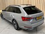 Skoda Superb Combi 1.5 TSI ACT Sportline Business Automaat | Stuurwiel, voorstoelen en achterbank verwarmd| LED verlichting | Adaptieve cruise control | Canton HiFi | Elektrisch bedienbare achterklep | Voorruitverwarming | Achteruitrijcamera