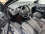 Ford Mondeo Wagon 2.0-16V Limited Technisch super Rechts een kleine Schaafwond