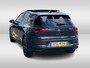 Volkswagen Golf 1.5 eTSI 130PK DSG Life / Panoramadak / Trekhaak / Digital Cockpit Pro / App Connect / 17'' LMV / VW