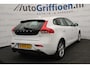 Volvo V40 1.6 T2 Kinetic nette hatchback met nieuwe APK bij aflevering