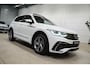Volkswagen Tiguan 1.5 TSI R-Line * Pano - Leder - Memory - IQ Light - Camera - Keyless - ACC - Blind Spot - Sfeer *