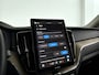 Volvo XC60 T6 Plug-in hybrid AWD Ultra Dark | Panoramadak | 360° camera | Luchtvering | Head-up display | Harman Kardon | Stoel- en stuurverwarming | Trekhaak