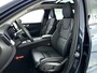 Volvo XC60 T6 Plug-in hybrid AWD Ultra Dark | Panoramadak | 360° camera | Luchtvering | Head-up display | Harman Kardon | Stoel- en stuurverwarming | Trekhaak