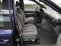 Chrysler Voyager 2.4i - Rolstoel Auto - Uitdraaiende bijrijdersstoel