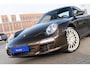 Porsche 911 997.2 3.6 Carrera PDK MK2| 2 eig. | Org.NL NAP | Youngtimer | Schuifdak | Volleder | Sportuitlaat | 19 inch | MY 2009 | Macadamia Metallic PTS | Volledig Onderhouden