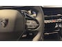 Peugeot 2008 GT | Active Safety Brake met camera en radar (automatisch noodremsysteem) met Distance Alert (waarschuwing dreigende aanrijding) | Advanced Active Safety Brake met camera en radar | Climate Control