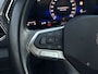 Volkswagen T-Cross 1.0 TSI R-Line | Achteruitrijcamera | Apple Carplay/Android Auto | Parkeersensor voor en achter | keyless entry/start