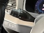 Volvo XC90 2.0 T8 Recharge AWD Ultra Dark 7p|Luchtvering|Trekhaak|Pano| H/K Sound | Massage | Winter Pakket | Driver Assist | HuD