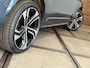 Volvo XC90 2.0 T8 Recharge AWD Ultra Dark 7p|Luchtvering|Trekhaak|Pano| H/K Sound | Massage | Winter Pakket | Driver Assist | HuD