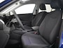 Volkswagen T-Roc Life First Edition | 'App-Connect' draadloze smartphone integratie | Automatische afstandsregeling (Adaptive Cruise Control) | Buitenspiegels elektrisch instel-, verwarm- en inklapbaar