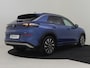 Volkswagen T-Roc Life First Edition | 'App-Connect' draadloze smartphone integratie | Automatische afstandsregeling (Adaptive Cruise Control) | Buitenspiegels elektrisch instel-, verwarm- en inklapbaar