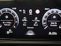 Volkswagen T-Roc Life First Edition | 'App-Connect' draadloze smartphone integratie | Automatische afstandsregeling (Adaptive Cruise Control) | Buitenspiegels elektrisch instel-, verwarm- en inklapbaar