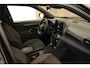 Toyota Yaris Cross 1.5 Hybrid 130 Dynamic DEMO VOERTUIG - DODEHOEKDETECTIE - VOORSTOELEN VERWARMD - STUURVERWARMING - VOORRUITVERWARMING - PARKEERSENSOREN VOOR EN ACHTER - KEYLESS ENTRY/START - ACHTERUITRIJCAMERA - ADAPTIEVE CRUISE CONTROL - GETINT GLAS ACHTER