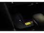 Toyota Yaris Cross 1.5 Hybrid 130 Dynamic DEMO VOERTUIG - DODEHOEKDETECTIE - VOORSTOELEN VERWARMD - STUURVERWARMING - VOORRUITVERWARMING - PARKEERSENSOREN VOOR EN ACHTER - KEYLESS ENTRY/START - ACHTERUITRIJCAMERA - ADAPTIEVE CRUISE CONTROL - GETINT GLAS ACHTER