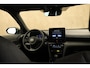 Toyota Yaris Cross 1.5 Hybrid 130 Dynamic DEMO VOERTUIG - DODEHOEKDETECTIE - VOORSTOELEN VERWARMD - STUURVERWARMING - VOORRUITVERWARMING - PARKEERSENSOREN VOOR EN ACHTER - KEYLESS ENTRY/START - ACHTERUITRIJCAMERA - ADAPTIEVE CRUISE CONTROL - GETINT GLAS ACHTER