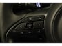 Toyota Yaris Cross 1.5 Hybrid 130 Dynamic DEMO VOERTUIG - DODEHOEKDETECTIE - VOORSTOELEN VERWARMD - STUURVERWARMING - VOORRUITVERWARMING - PARKEERSENSOREN VOOR EN ACHTER - KEYLESS ENTRY/START - ACHTERUITRIJCAMERA - ADAPTIEVE CRUISE CONTROL - GETINT GLAS ACHTER