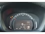 Toyota Aygo X 1.0 VVT-i MT Premium | JBL Audio met 4 speaker en subwoofer | Toyota Smart Connect® Services** | Stoelverwarming, beide voorstoelen | Smart Entry | Stoelbekleding, deels leer ‘design Premium’ met ‘G