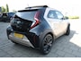 Toyota Aygo X 1.0 VVT-i MT Premium | JBL Audio met 4 speaker en subwoofer | Toyota Smart Connect® Services** | Stoelverwarming, beide voorstoelen | Smart Entry | Stoelbekleding, deels leer ‘design Premium’ met ‘G
