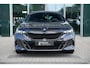BMW 5-Serie Touring 530e xDrive | M Sportpakket | Trekhaak | Driving Assistant Professional | Parking Assistant Plus | Bowers & Wilkins Surround Sound System | Adaptieve LED koplampen | Adaptieve Cruise Controle | 20" Lichtmetaal styling 939 M Bicolor Schwarzgrau | Comfort Access System | Travel Package |