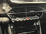 Peugeot 208 1.2 Hybrid 145 e-DCS6 GT | APPLE CARPLAY & ANDROID AUTO | CAMERA VOOR EN ACHTER | MASSAGE STOEL | STOELVERWARMING | DEMO AUTO |